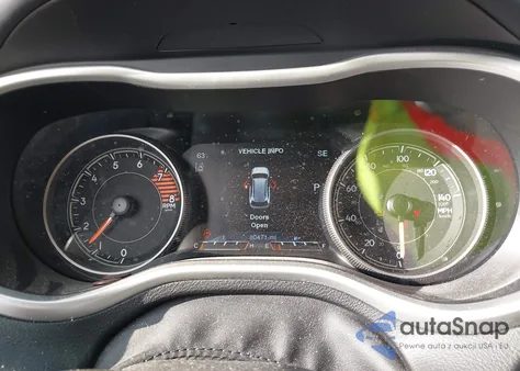 2017 Jeep Cherokee Overland 4X4 from USA, damaged, VIN 1C4PJMJS4HW646315